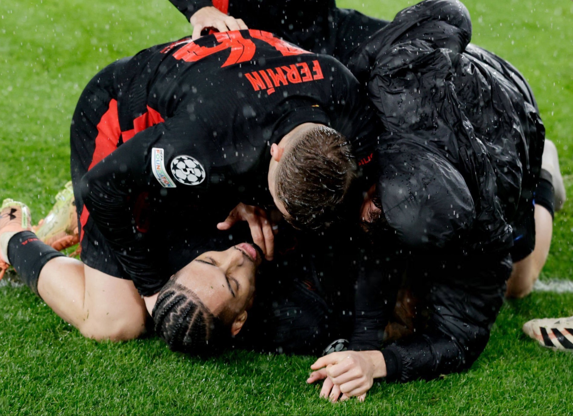 爱游戏登录-马竞绝杀瓦伦西亚，跻身欧冠强(马竞绝杀瓦伦西亚,跻身欧冠强者)