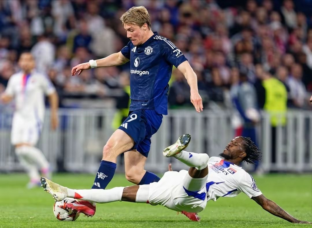 包含摩洛哥瓦赫达战术调整，关键球员或将首发出战的词条