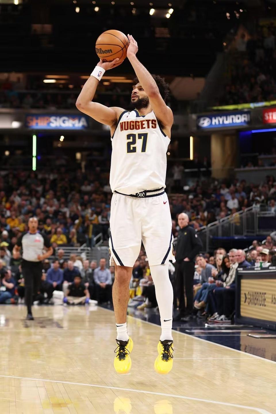 爱游戏app下载地址-绿衫军险胜骑士，霍福德全场24分9篮板的简单介绍