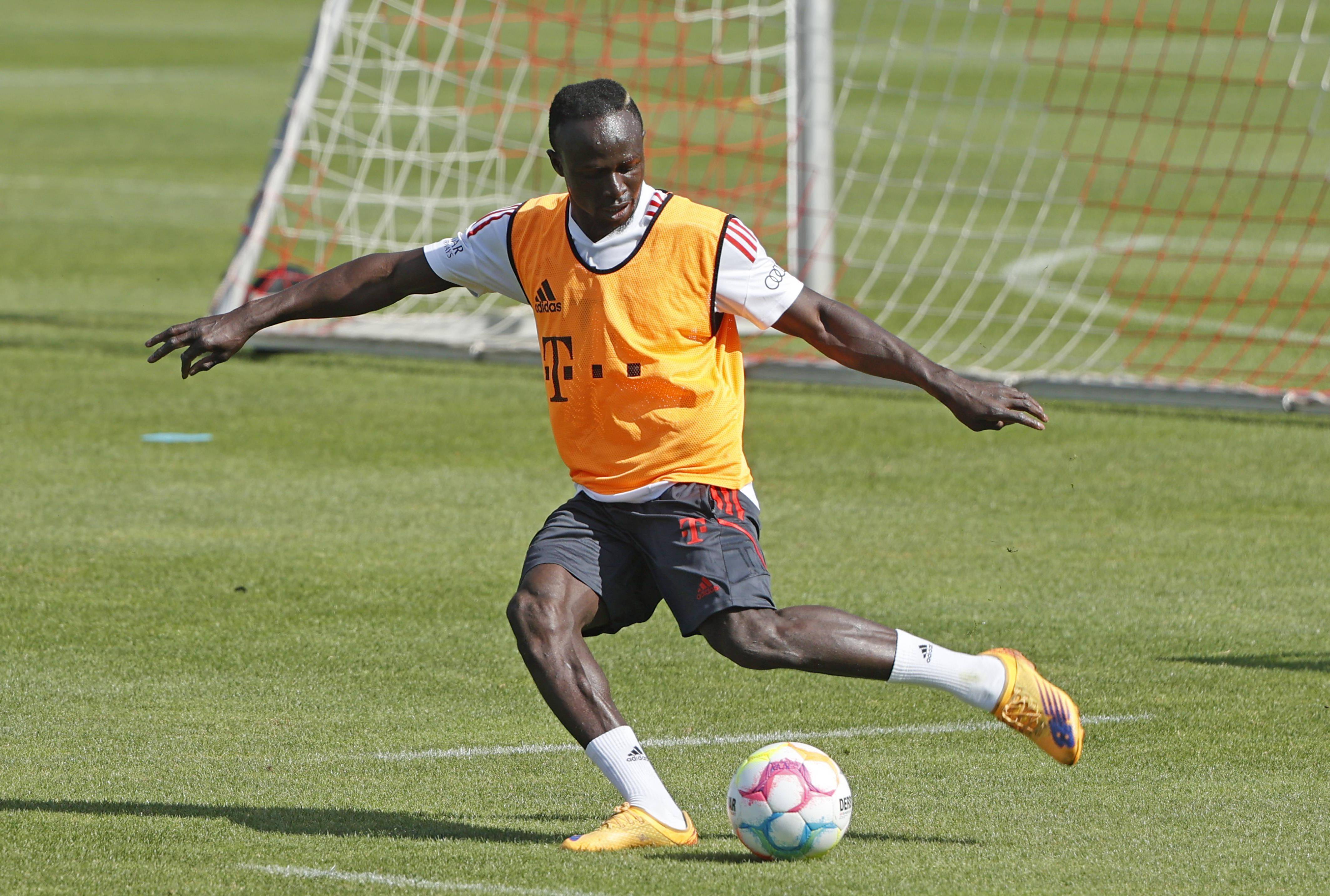 爱游戏链接-关于拜仁慕尼黑将士集结备战，展现决胜毅力的信息