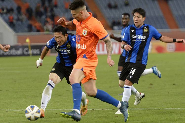 爱游戏app-布勒默青年队击败对手，继续保持联赛前列