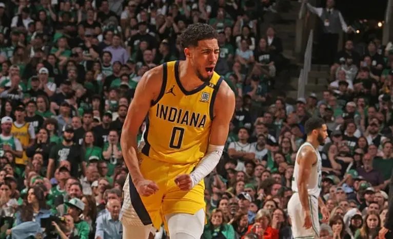 包含步行者客场逆转凯尔特人,霍勒迪砍下全队最高分的词条 包含步行者客场逆转凯尔特人,霍勒迪砍下全队最高分的词条