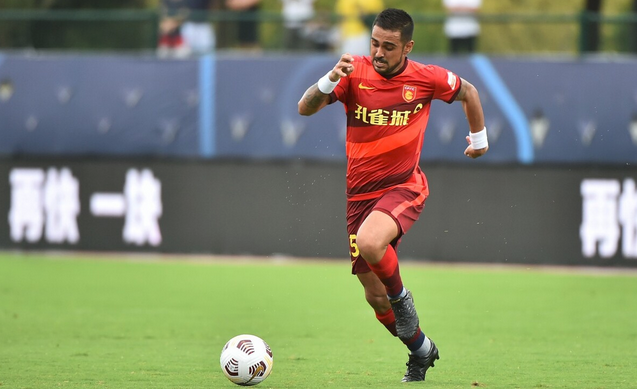 关于黑马逆袭，实力强队遭遇重大挑战的信息