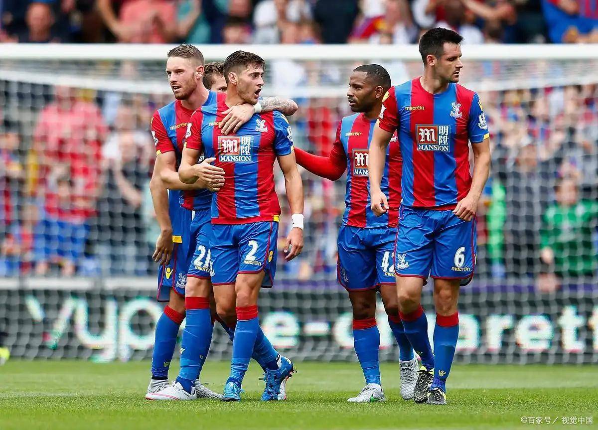 爱游戏官网入口-水晶宫前锋连进两球助球队一举取胜