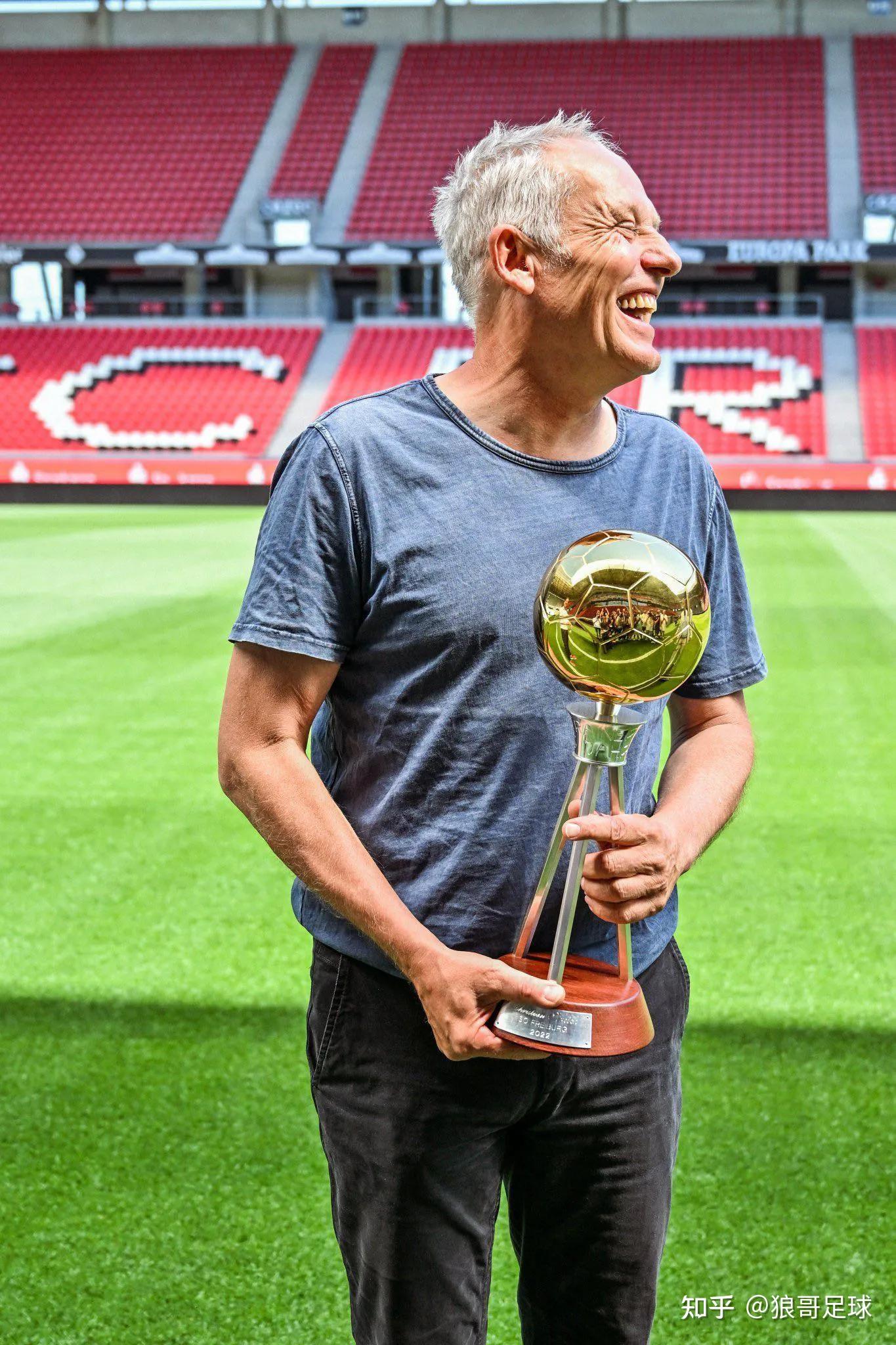 包含弗赖堡逆袭成功,锁定联赛前八位置的词条 包含弗赖堡逆袭成功,锁定联赛前八位置的词条