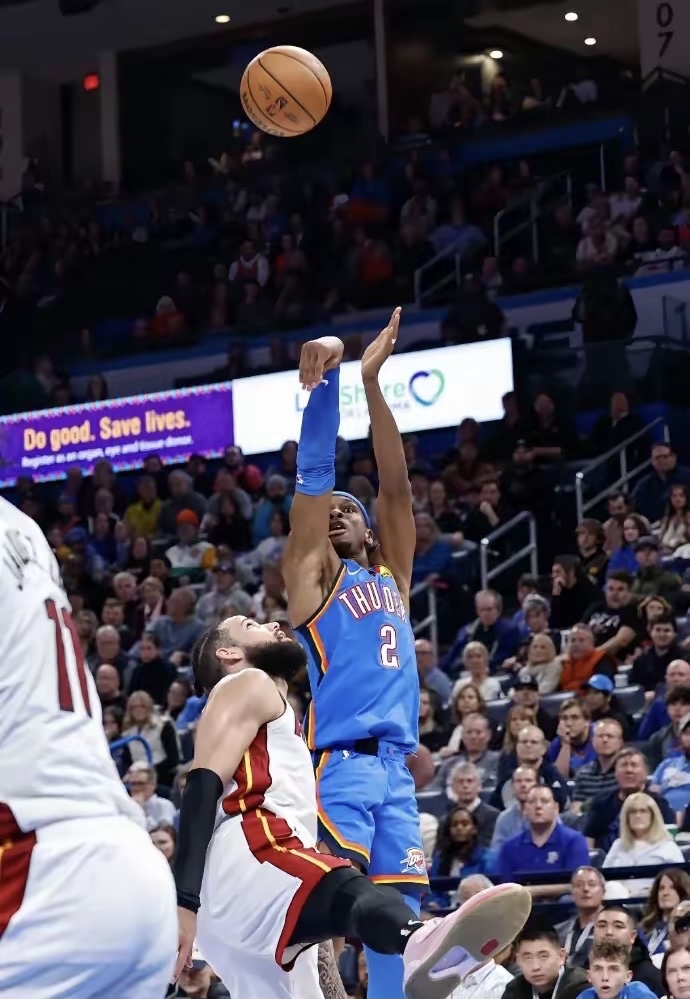 76人逆转黄蜂,领先系列赛的简单介绍 76人逆转黄蜂,领先系列赛的简单介绍