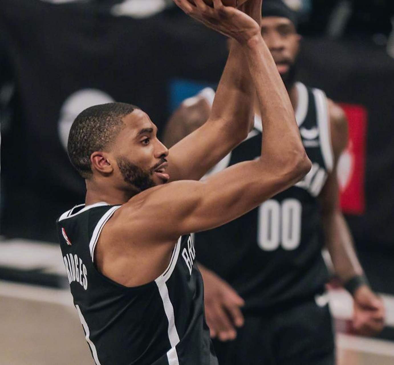 76人再战总决赛,力克篮网夺冠 76人再战总决赛,力克篮网夺冠